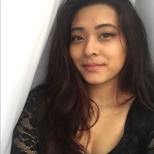 Meet your Posher, Bomi